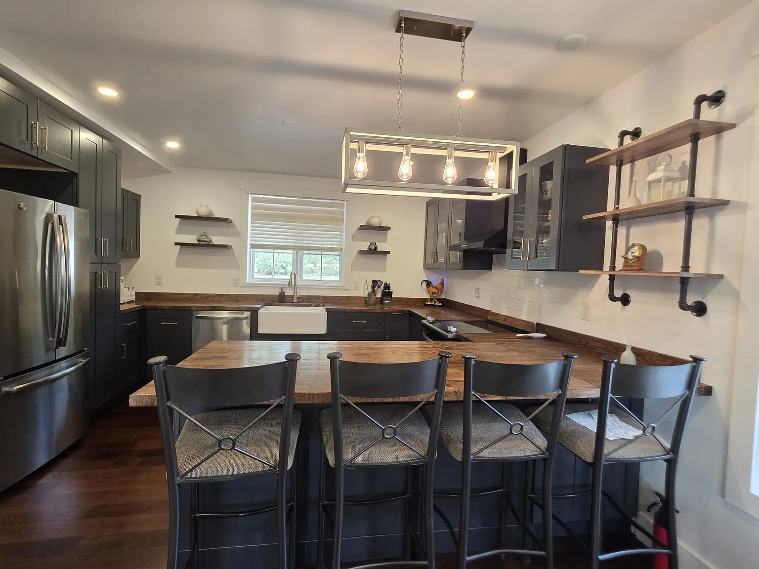 1 bed, 1.5 bath, 1000 sqft, $3,800 — Photo 1
