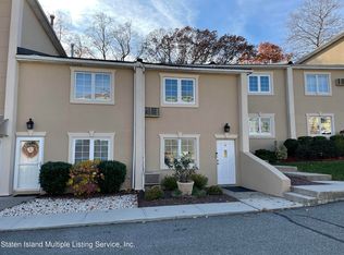 966 Clove Rd #H1, Staten Island, NY 10301