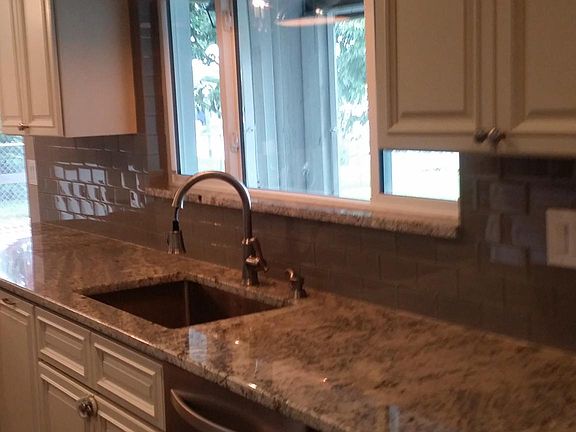 5th image of 6568 Tanglewood Dr NE