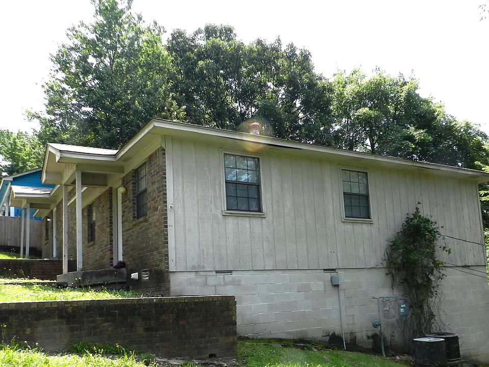 2nd image of 200 Westfield Dr N