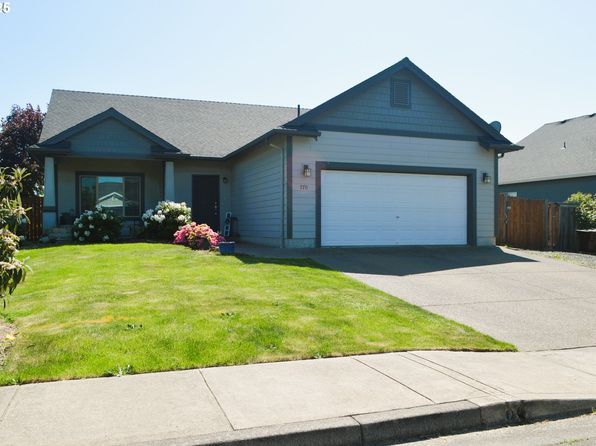 770 Meadowlawn Pl, Molalla, OR 97038