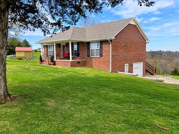 2nd image of 410 Ables Ln