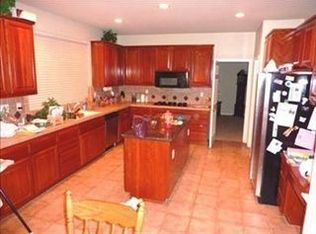 7220 Liverpool Ln, Roseville, CA 95747