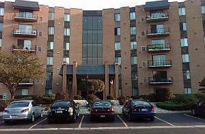 1st image of 900 Sunset Dr #616