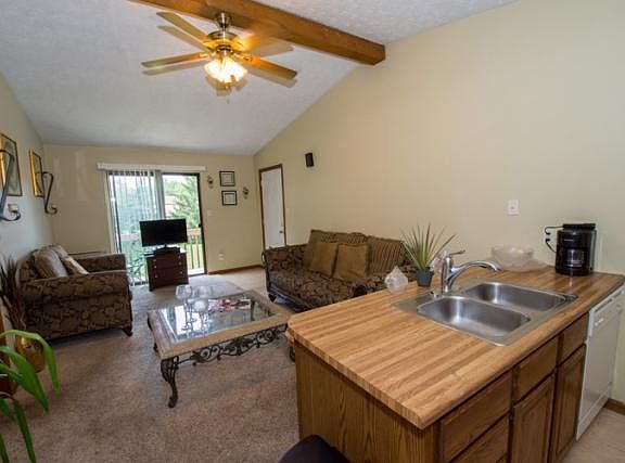 4th image of 1017 Clarinet Blvd E #1017