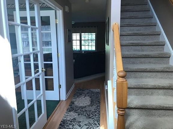 5th image of 733 Dogwood Ln