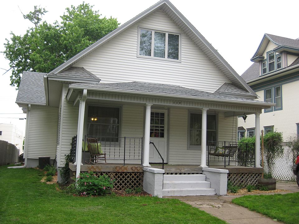 1st image of 619 N Iowa Ave