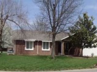 1466 N Valleyview Ct, Wichita, KS 67212