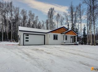 9454 S Twilight Dr, Wasilla, AK 99623