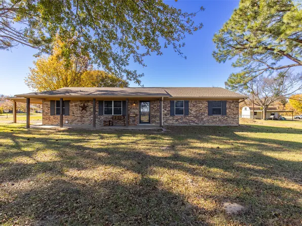 106 Rs County Rd #1219, Emory, TX 75440