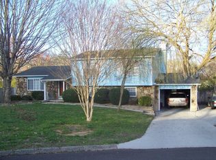 5801 Rockwood Ln, Knoxville, TN 37921