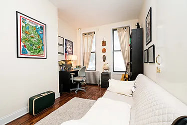 Rented by SCOUTBK.COM