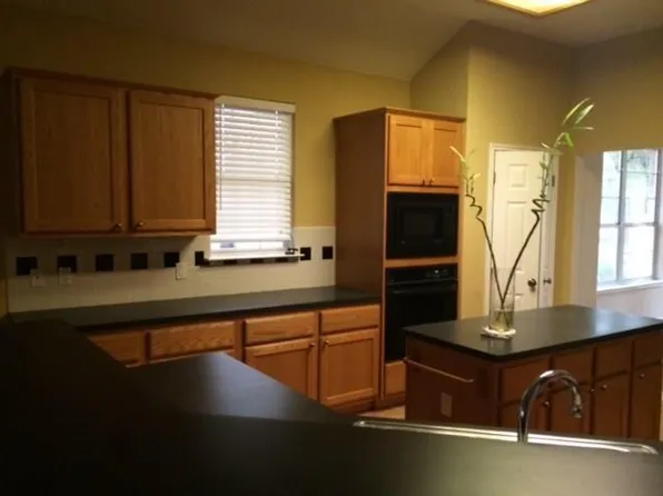 401 Warm Moon Cv, Austin, TX 78717