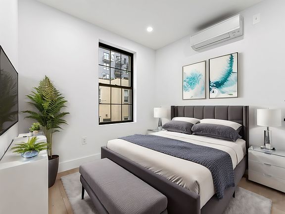 4th image of 200 Meserole St APT 2