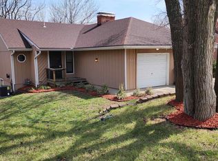 3524 SW Skyline Pkwy, Topeka, KS 66614