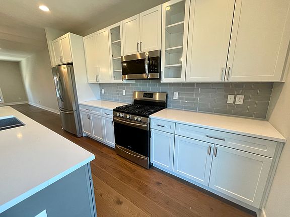 5th image of 327 S Frances St #5
