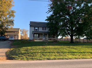 5611 Strasburg Rd, Gap, PA 17527