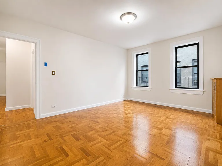 1803 Riverside Dr #5D — Photo 3