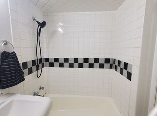 3723 Ruby St APT 104, Schiller Park, IL 60176