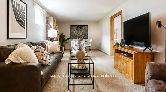 145 Clements Rd E — Photo 2
