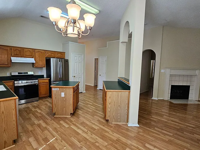 1310 Westview Dr — Photo 13