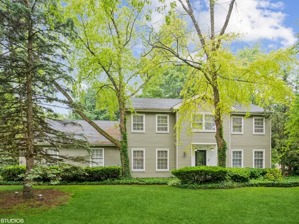 611 Edward Rd, Naperville, IL 60540