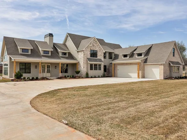 3505 Joshua Ln, Moore, OK 73165