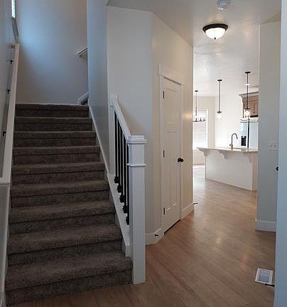 4th image of 4321 W Burwell Ln #1