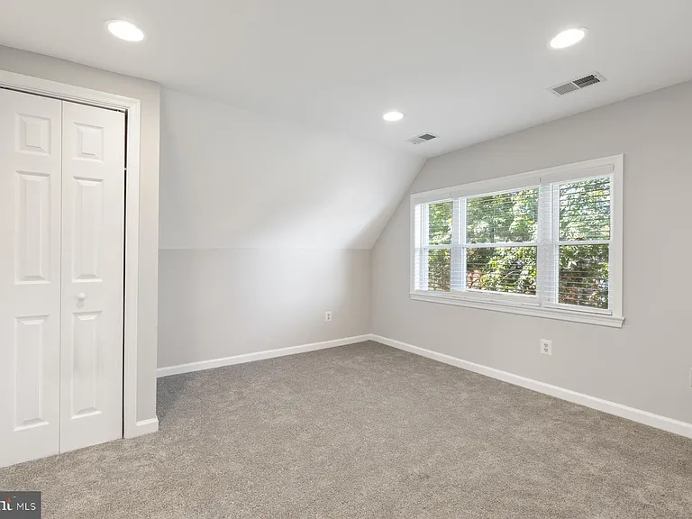 6903 Friendship Rd — Photo 28
