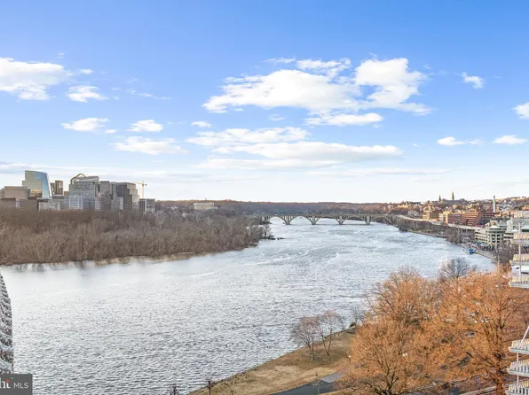 700 New Hampshire Ave NW #1409, Washington, DC 20037