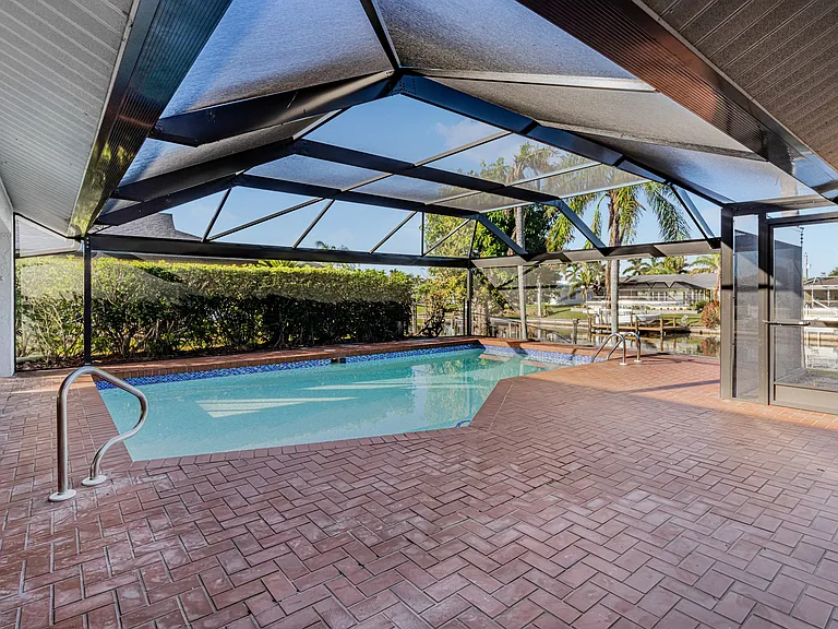 3106 se tenth pl cape coral, fl 33904 -36_02132025