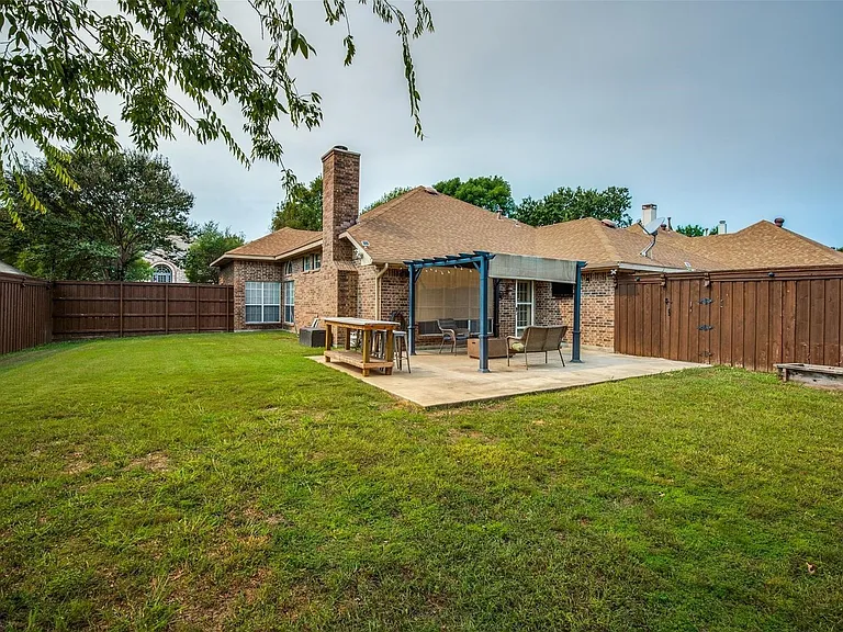 1109 Ashby Dr — Photo 25