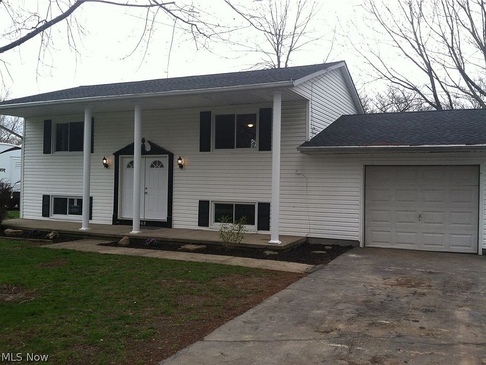 1st image of 949 Dillewood St