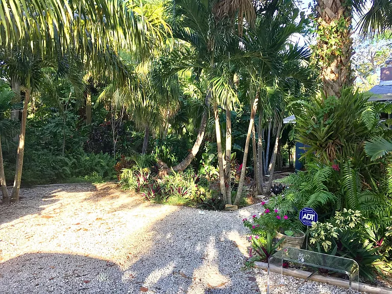 706 SW 13th Ave — Photo 16