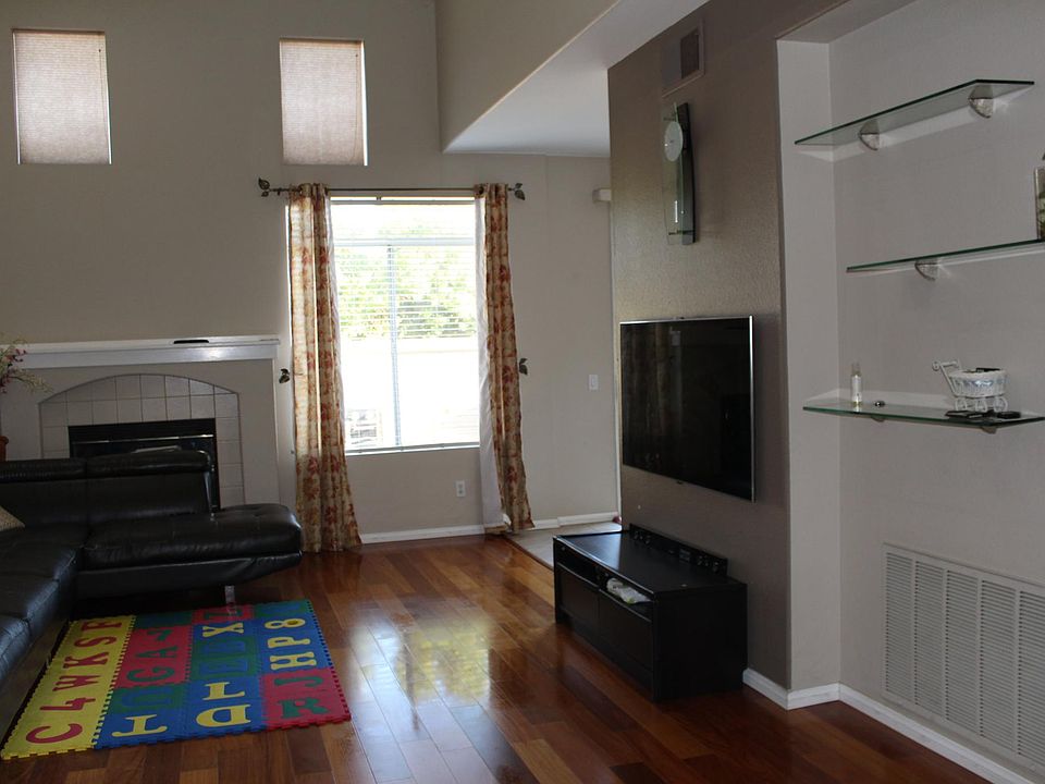 1st image of 11037 Creekbridge Pl