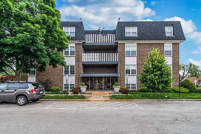 1st image of 9146 Grand Ave APT 2SW