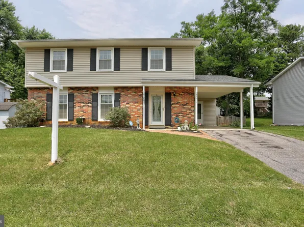 2270 Four Seasons Dr, Gambrills, MD 21054