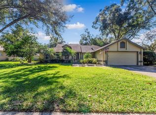 2067 Majestic Woods Blvd, Apopka, FL 32712