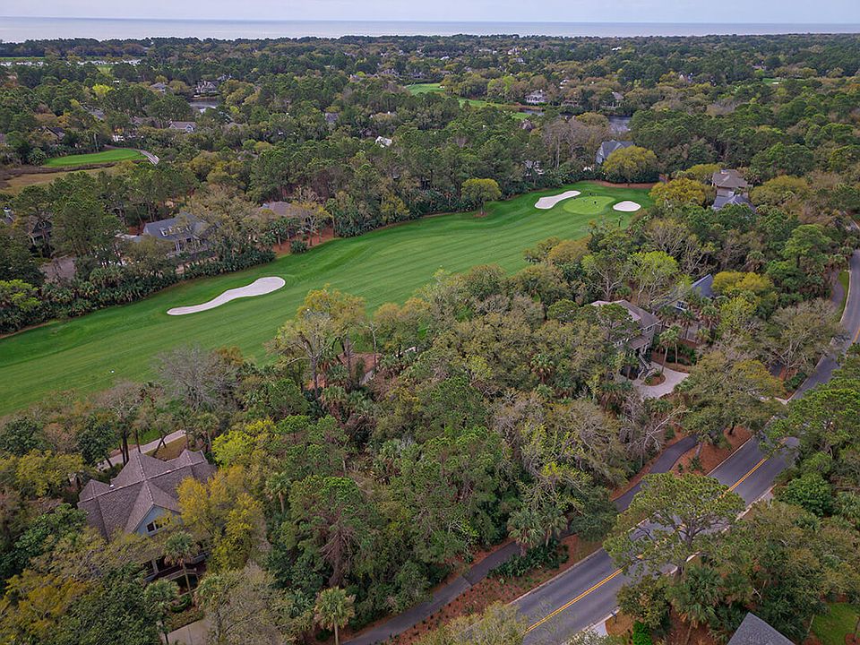 1st image of 340 Governors Dr