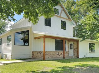 1440 Olive Ave, Hampton, IA 50441