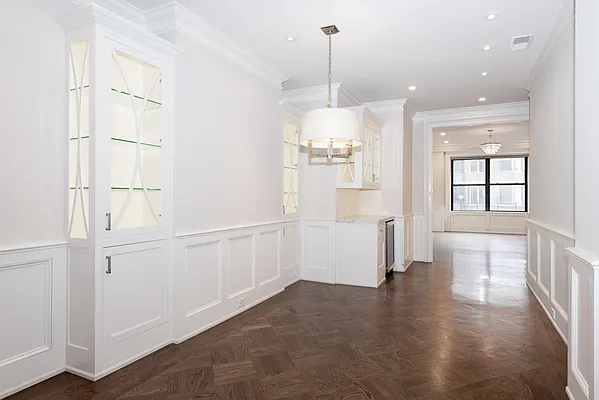 Sold by Douglas Elliman | media 29