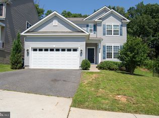1600 Hudgins Farm Cir, Fredericksburg, VA 22408