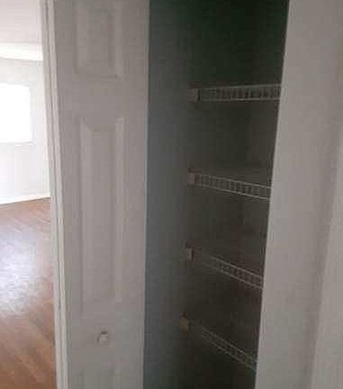 2nd image of 657 Avenue E NW