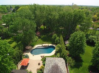 232 W Winthrop Ave, Elmhurst, IL 60126