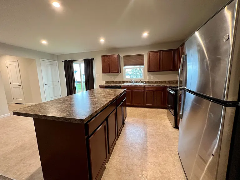 255 Severna Pkwy — Photo 16