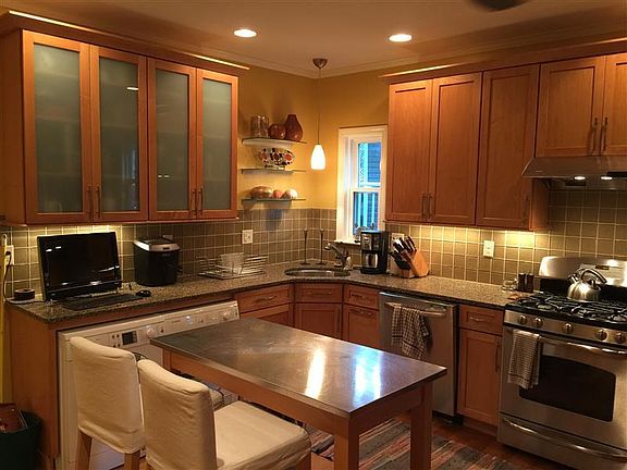 2nd image of 14 Greenville St #1RR