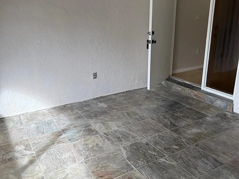 8601 NW 34th Pl #A102 — Photo 2