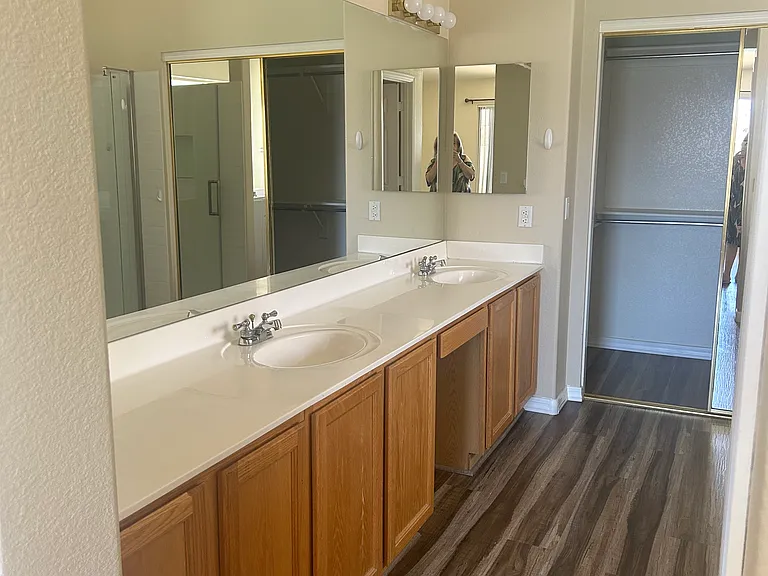 15021 W Elko Dr — Photo 16