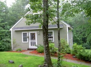 20 Larry Dr, Alton Bay, NH 03810