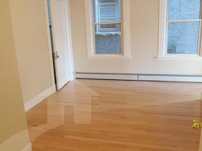 90 Norfolk St #8 — Photo 4